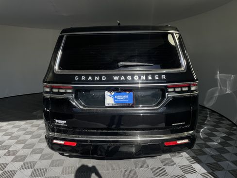 Used 2022 Jeep Grand Wagoneer Series I AWD/4WD image 4