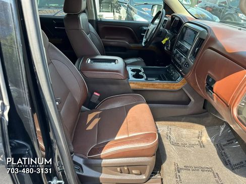 Used 2017 Chevrolet Silverado 1500 High Country AWD/4WD image 16