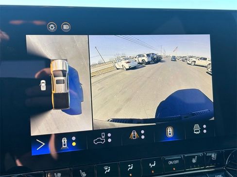 Used 2024 Chevrolet Colorado ZR2 w/ ZR2 Convenience Package III image 21