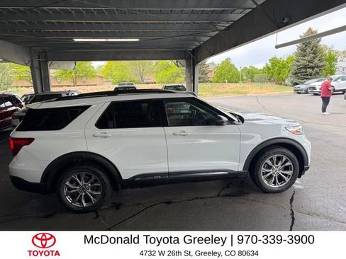 Used 2020 Ford Explorer XLT w/ Equipment Group 202A AWD/4WD image 16