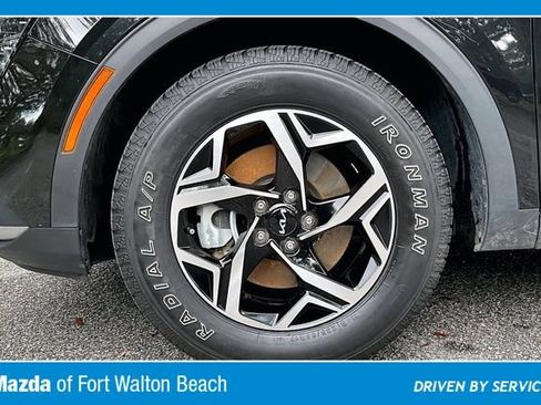 Used 2024 Kia Sportage LX FWD image 34