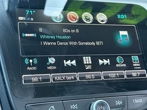 Used 2018 Chevrolet Equinox LT w/ Sun & Infotainment Package image 24