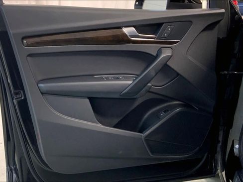 Used 2019 Audi Q5 2.0T Premium image 21