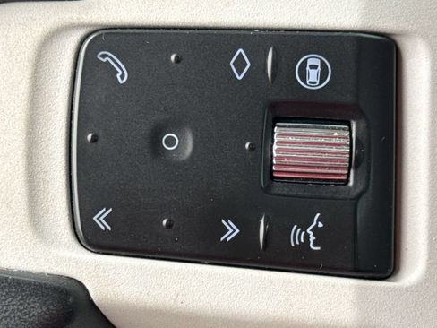 Used 2025 Land Rover Defender 110 S AWD/4WD image 20