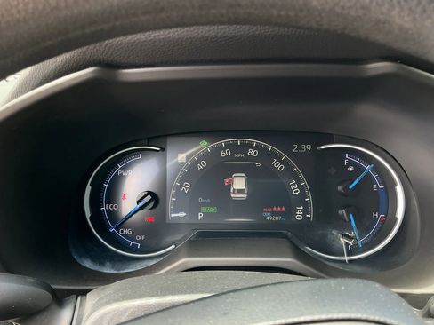 Used 2023 Toyota RAV4 LE AWD/4WD image 24