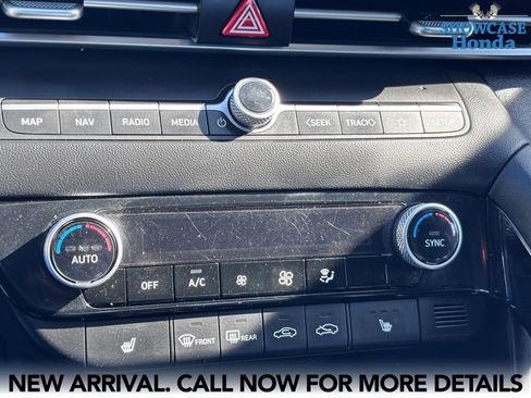 Used 2023 Hyundai Elantra SEL w/ Convenience Package FWD image 11
