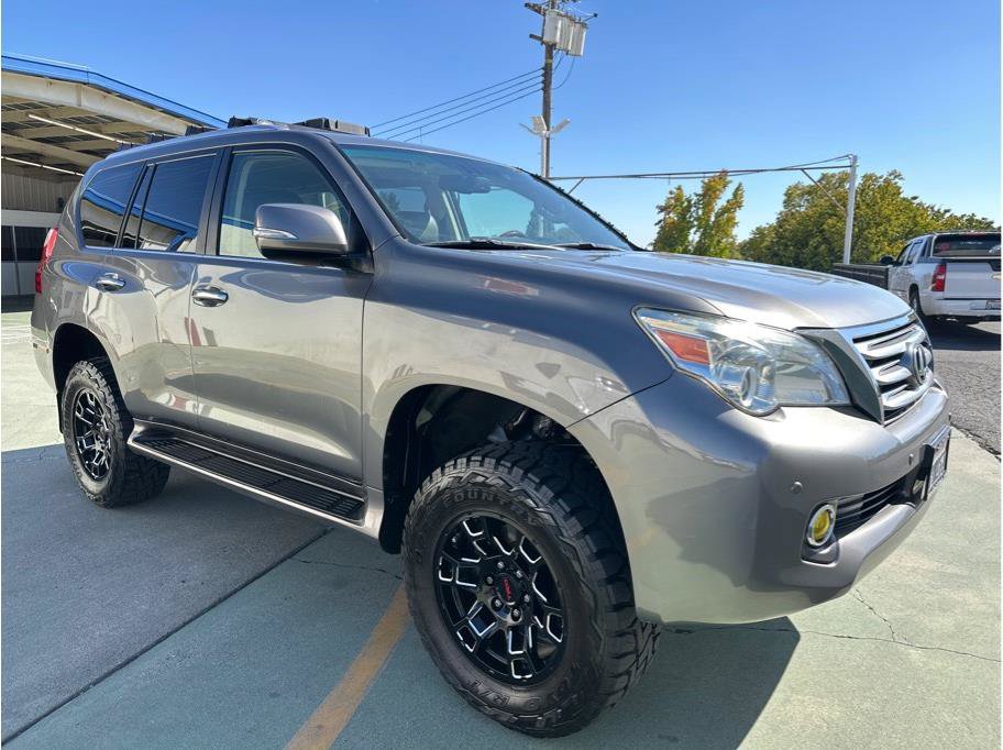 Used 2011 Lexus GX 460 w/ Convenience Pkg AWD/4WD image 4