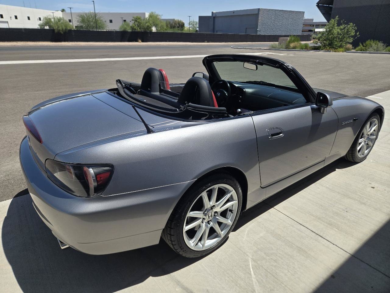 Used 2004 Honda S2000 image 21