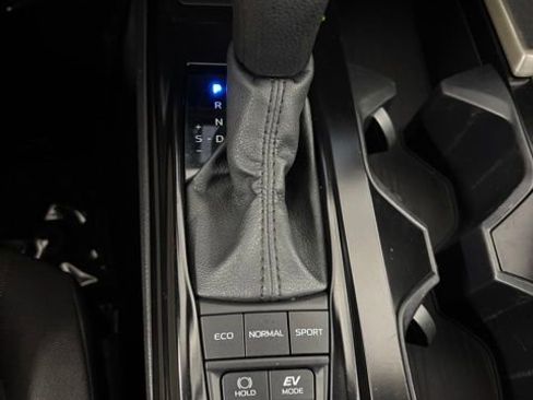 Used 2025 Toyota Camry LE image 24