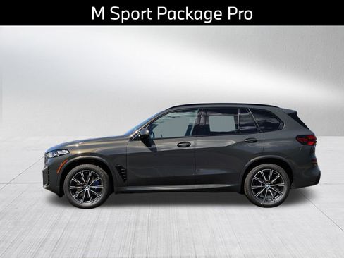 New 2026 BMW X5 xDrive40i w/ M Sport Package AWD/4WD image 6