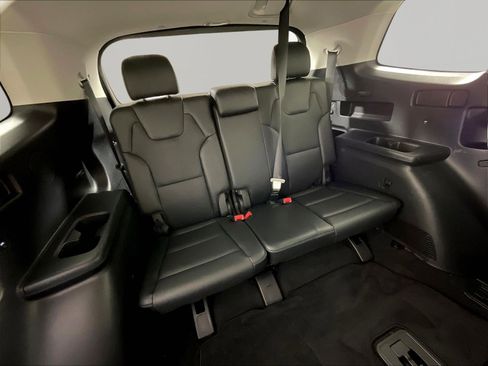 Used 2025 Kia Telluride S AWD/4WD image 25