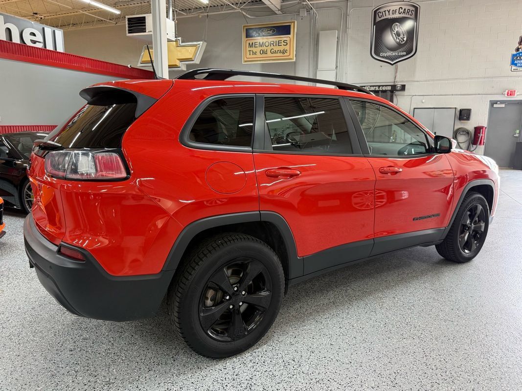 Used 2021 Jeep Cherokee Latitude Lux w/ Sun & Sound Group AWD/4WD image 5