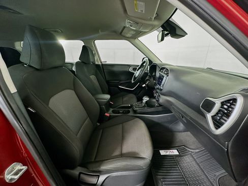 Used 2022 Kia Soul LX w/ Technology Package FWD image 29