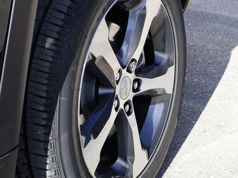 New 2026 Jeep Grand Cherokee L Limited image 40