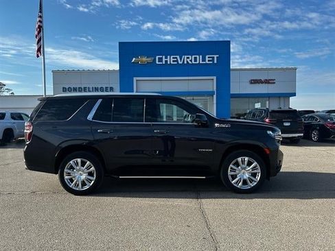 Used 2023 Chevrolet Tahoe High Country w/ Advanced Technology Package AWD/4WD image 1