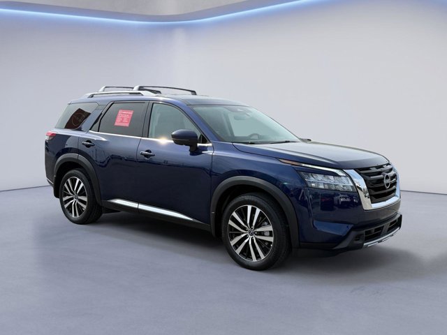 Certified 2024 Nissan Pathfinder Platinum w/ Cargo Package FWD image 1