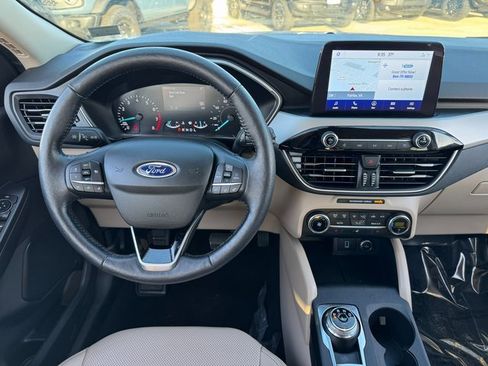 Certified 2020 Ford Escape SEL image 4