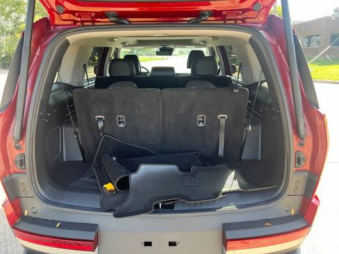 Used 2024 Hyundai Santa Fe Limited FWD image 11