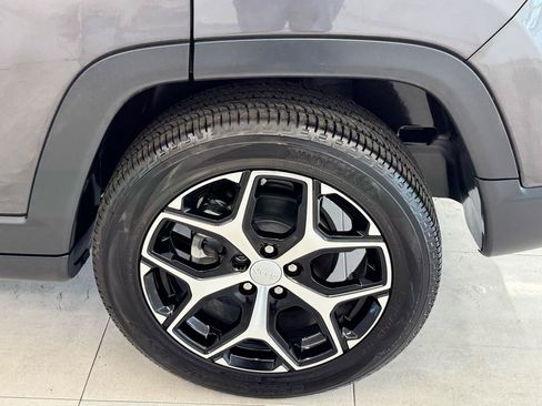 Used 2024 Jeep Compass Limited AWD/4WD image 38