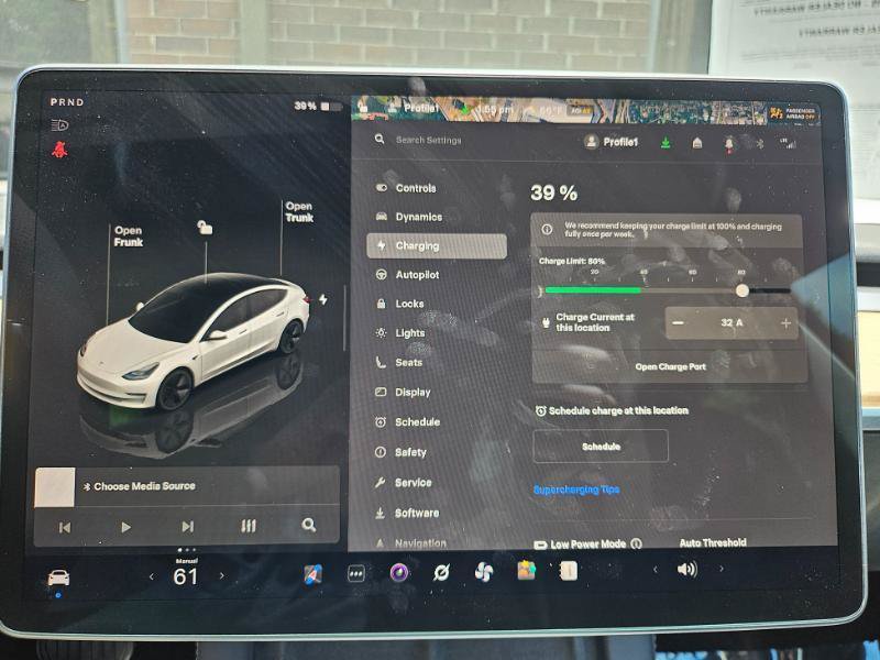 Used 2023 Tesla Model 3 Standard Range RWD image 45