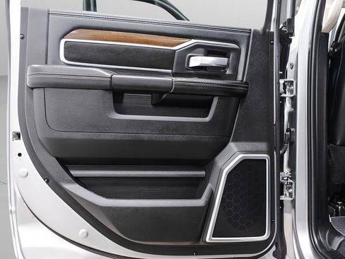 Used 2024 RAM 2500 Laramie image 36