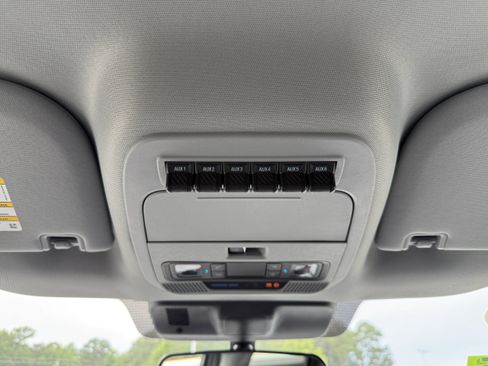 Used 2024 Ford F250 XLT w/ 360-Degree Camera Package AWD/4WD image 27
