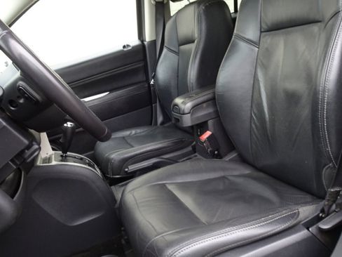 Used 2017 Jeep Compass High Altitude image 11