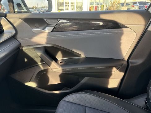 New 2026 Volkswagen Tiguan SE AWD/4WD image 24