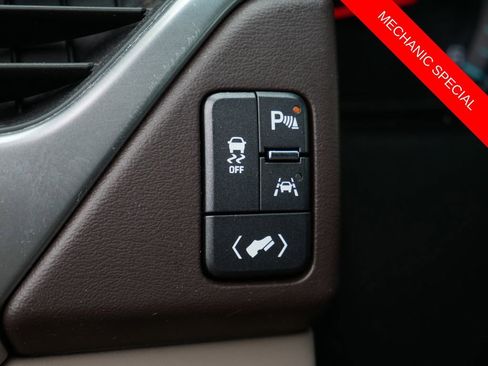 Used 2016 Chevrolet Suburban LT AWD/4WD image 20