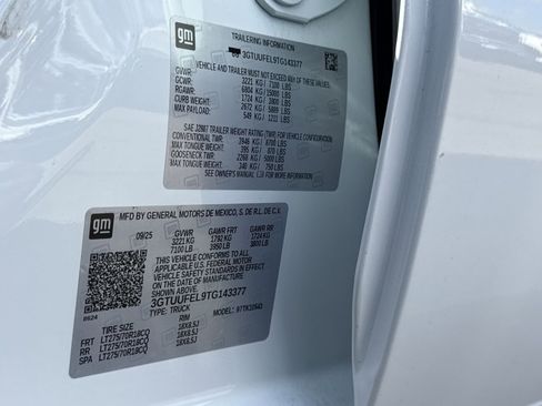 New 2026 GMC Sierra 1500 AT4X image 30