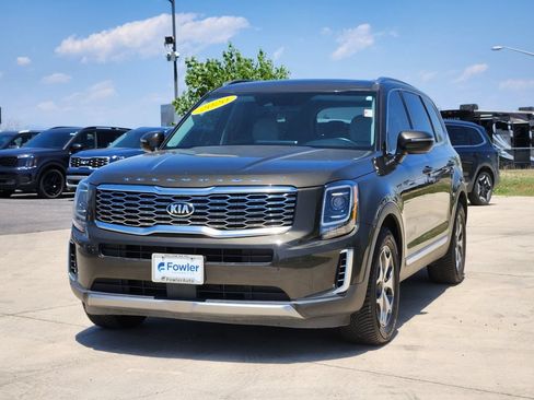 Used 2020 Kia Telluride EX w/ Towing Package AWD/4WD image 4