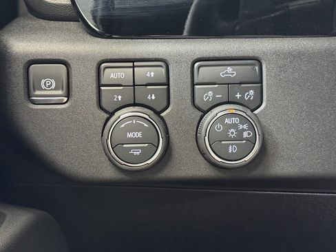 New 2026 Chevrolet Silverado 1500 RST w/ Z71 Off-Road Package image 29