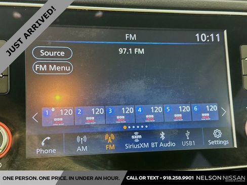 Used 2023 Nissan Leaf S image 14