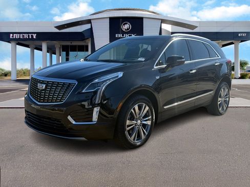 Used 2025 Cadillac XT5 Premium Luxury w/ Technology Package image 7