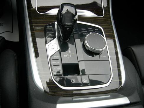 Used 2019 BMW X5 xDrive40i w/ Convenience Package image 14