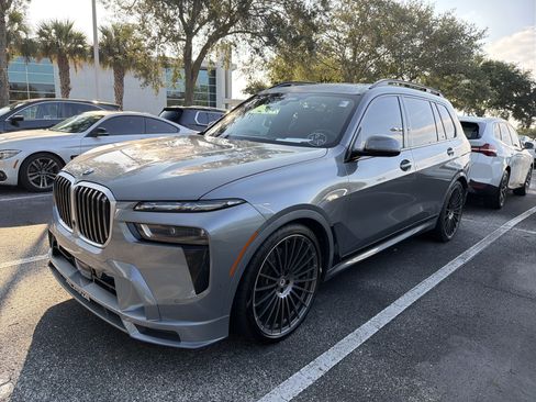 Used 2025 BMW ALPINA XB7 AWD/4WD image 3