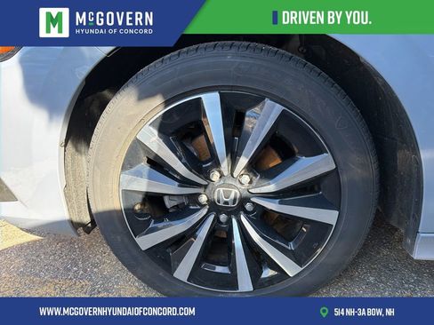 Used 2024 Honda Civic EX image 11