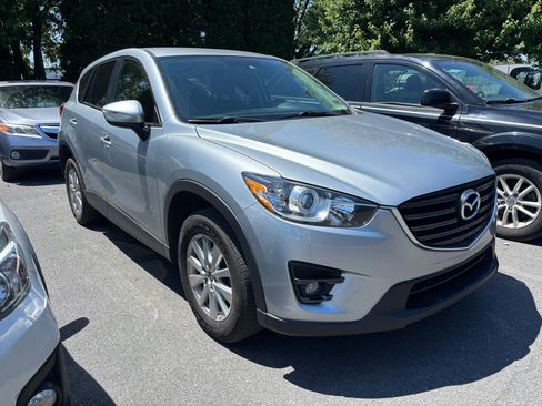 Used 2016 MAZDA CX-5 Touring AWD/4WD image 2