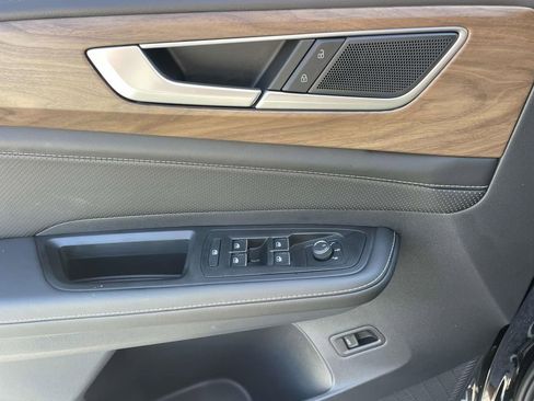 New 2026 Volkswagen Atlas SE FWD image 19
