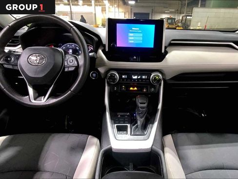 Used 2023 Toyota RAV4 XLE image 15