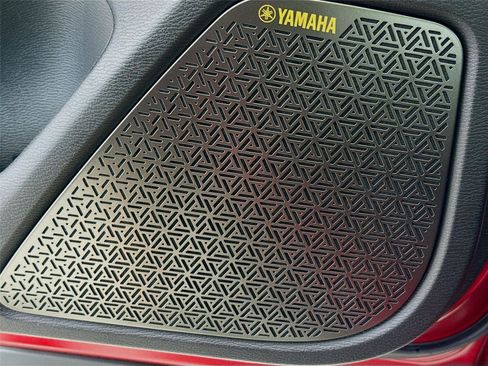 New 2025 Mitsubishi Outlander SE image 18