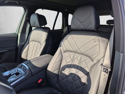 New 2026 BMW X5 xDrive50e w/ Executive Package AWD/4WD image 4