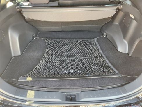 Used 2021 Toyota RAV4 SE image 22