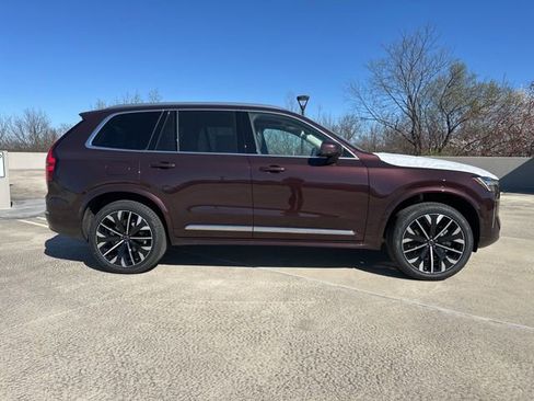 New 2026 Volvo XC90 B6 Plus w/ Protection Package Premier image 8