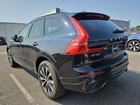 Certified 2024 Volvo XC60 B5 Plus w/ Climate Package AWD/4WD image 6
