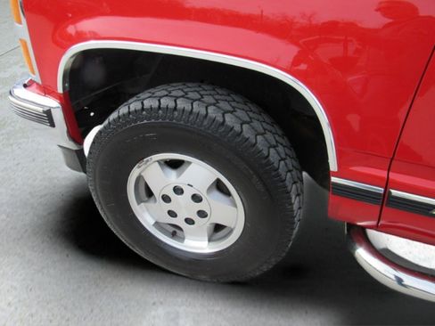 Used 1992 Chevrolet Blazer 4WD image 12