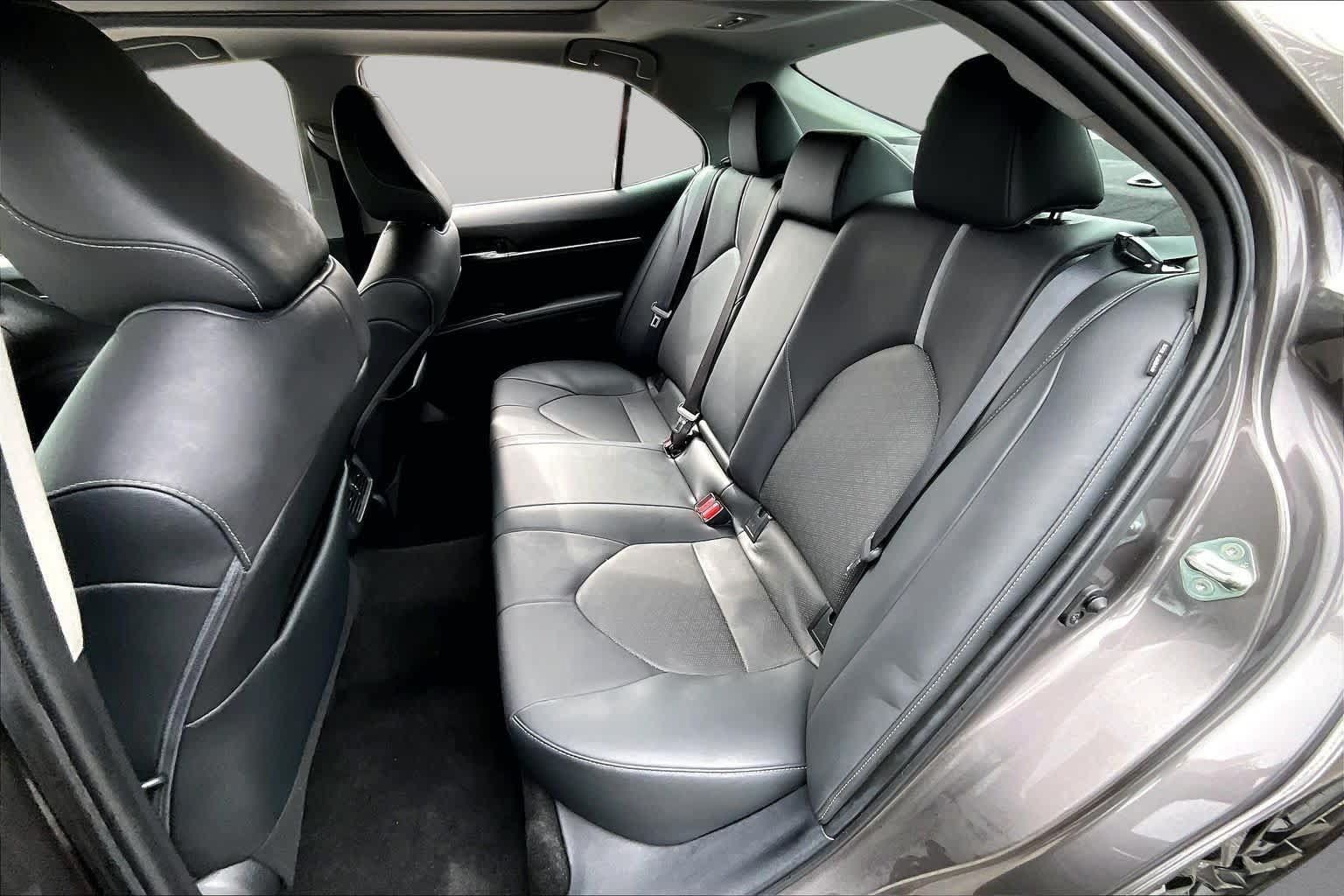 Used 2021 Toyota Camry XSE FWD image 20