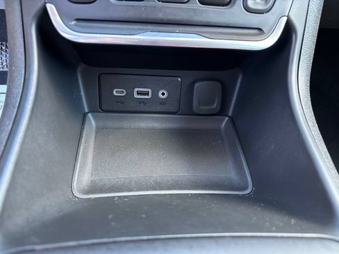 Used 2020 GMC Terrain SLE w/ Driver Convenience Package AWD/4WD image 30