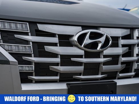 Used 2024 Hyundai Santa Cruz SEL w/ Activity Package image 11