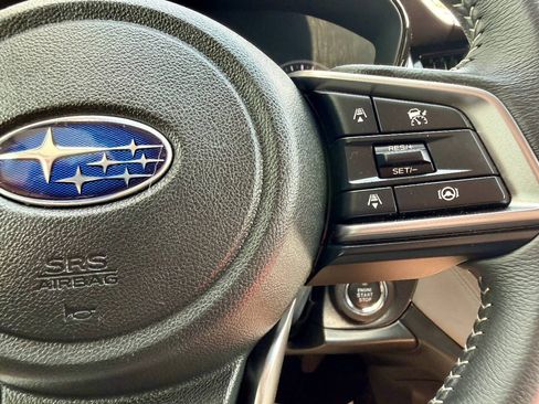 Used 2025 Subaru Outback Premium AWD/4WD image 38